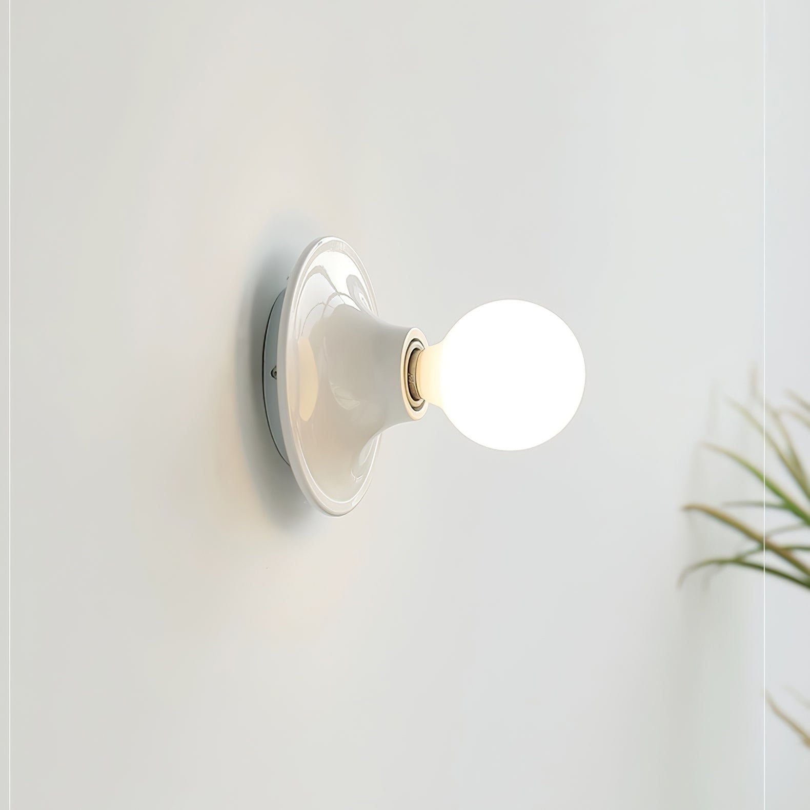 Taliton Wall Light