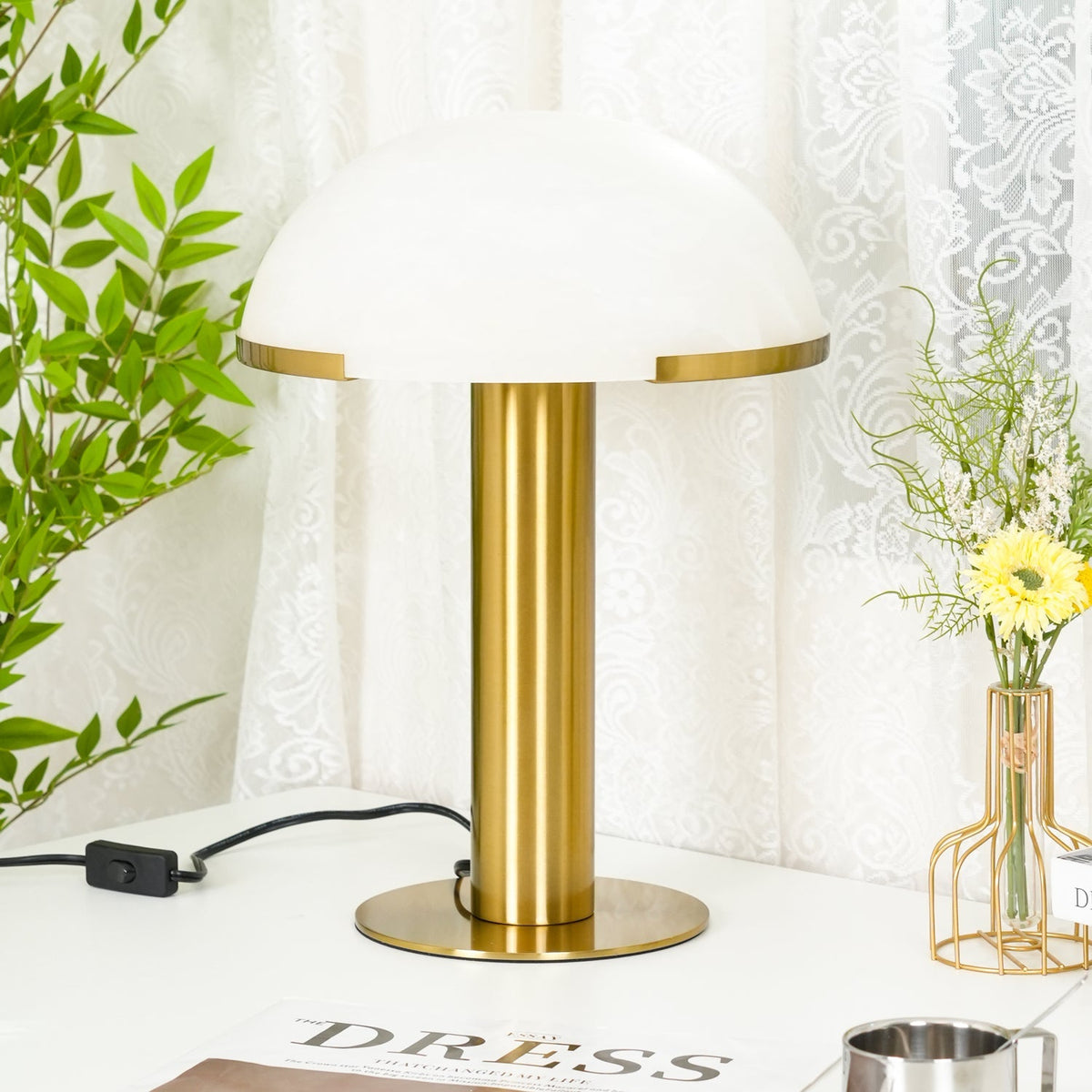 Yaraleyor Minimalist Table Lamp