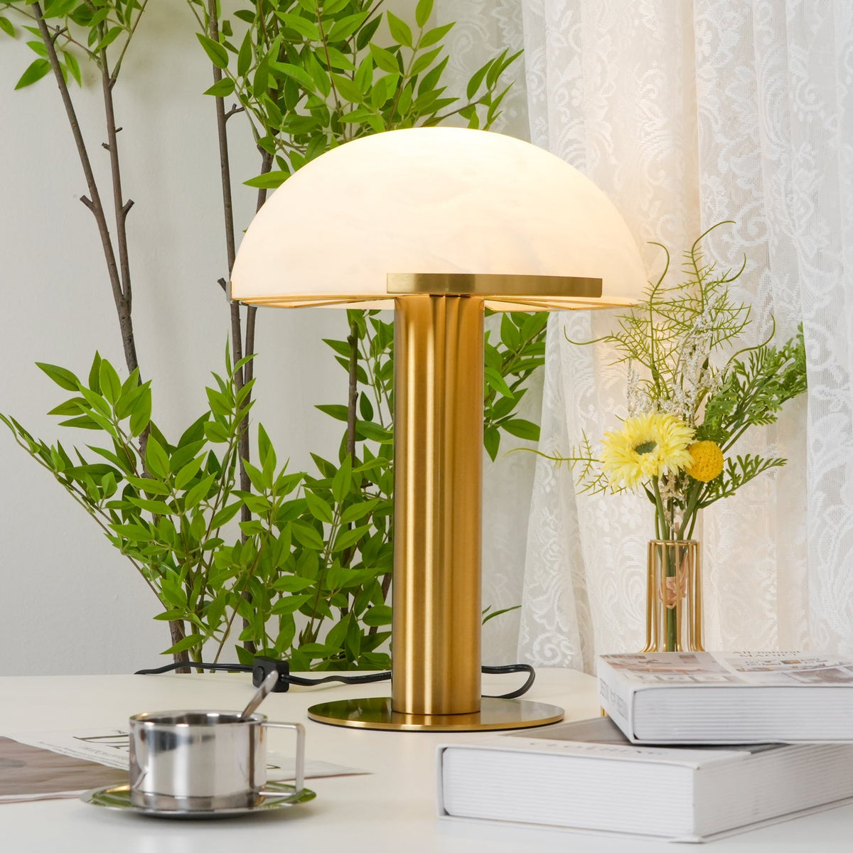 Yaraleyor Minimalist Table Lamp