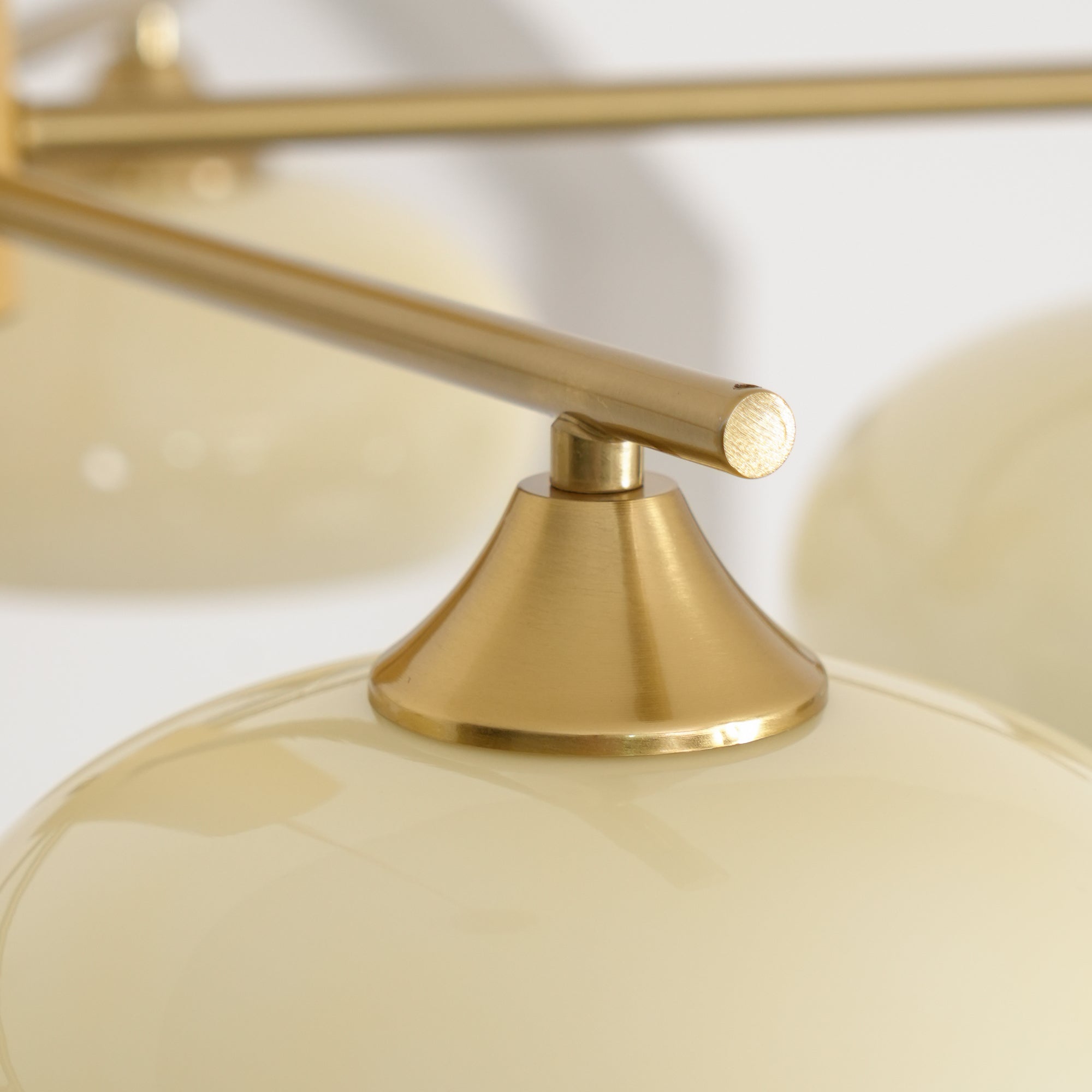 Avloio Chandelier