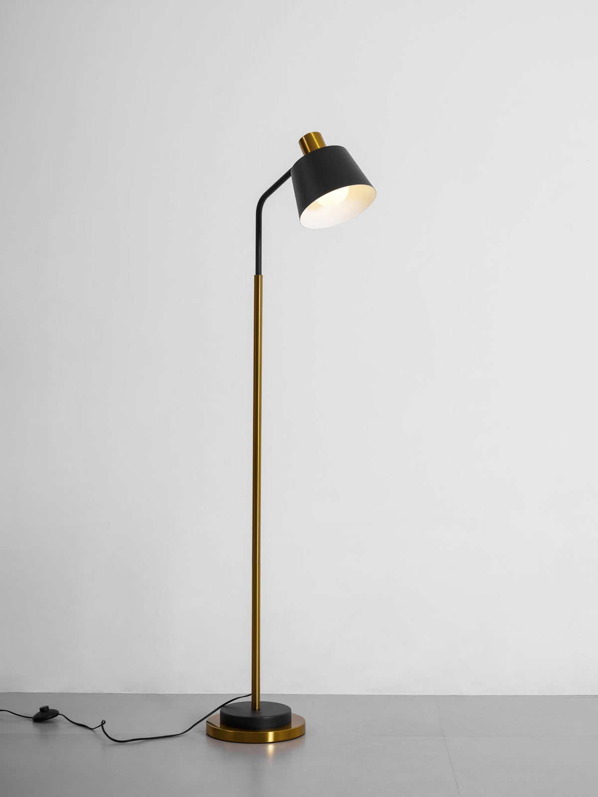 Emmental Floor Lamp – detail 35