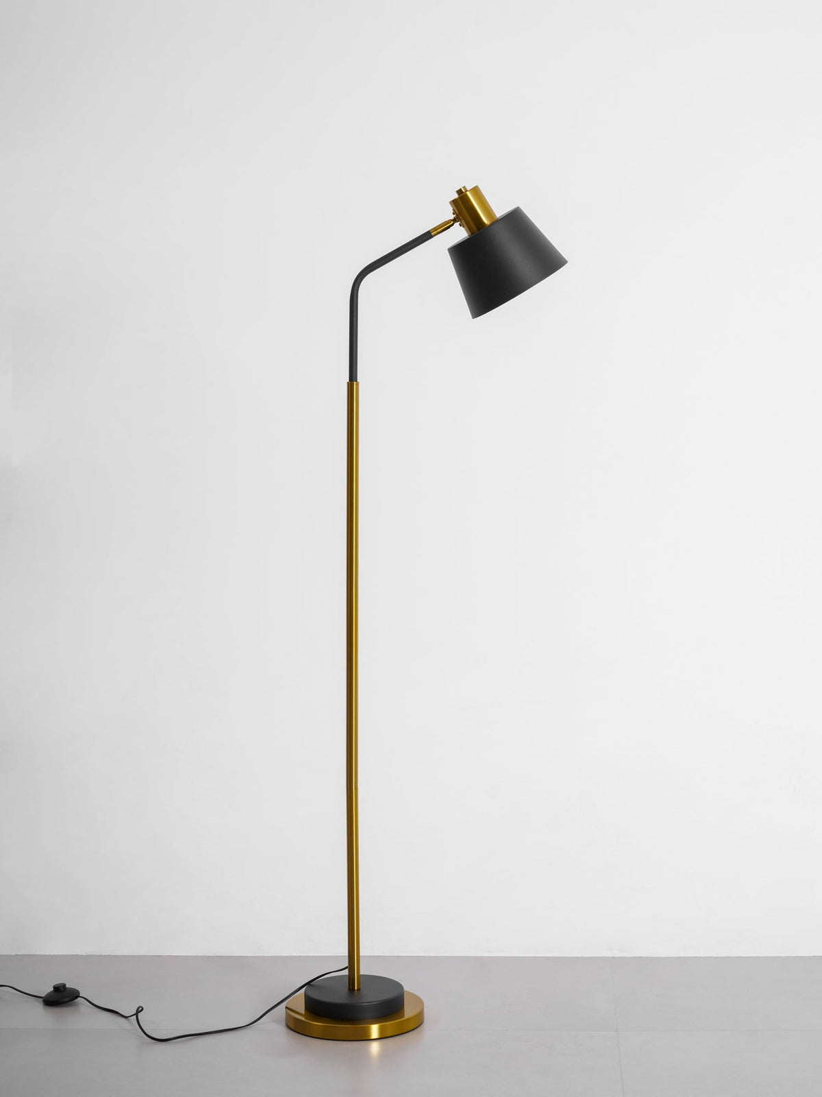Emmental Floor Lamp – detail 33