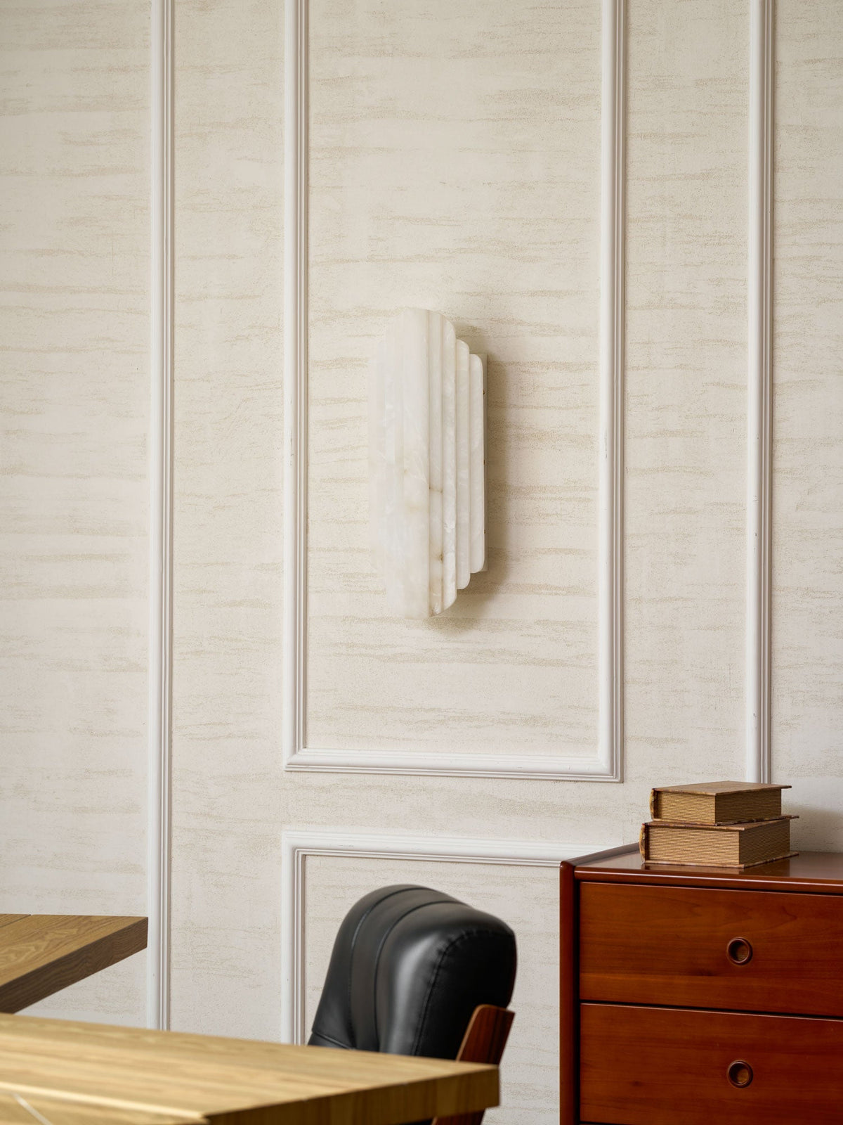 Estelle Alabaster Wall Sconce – detail 38