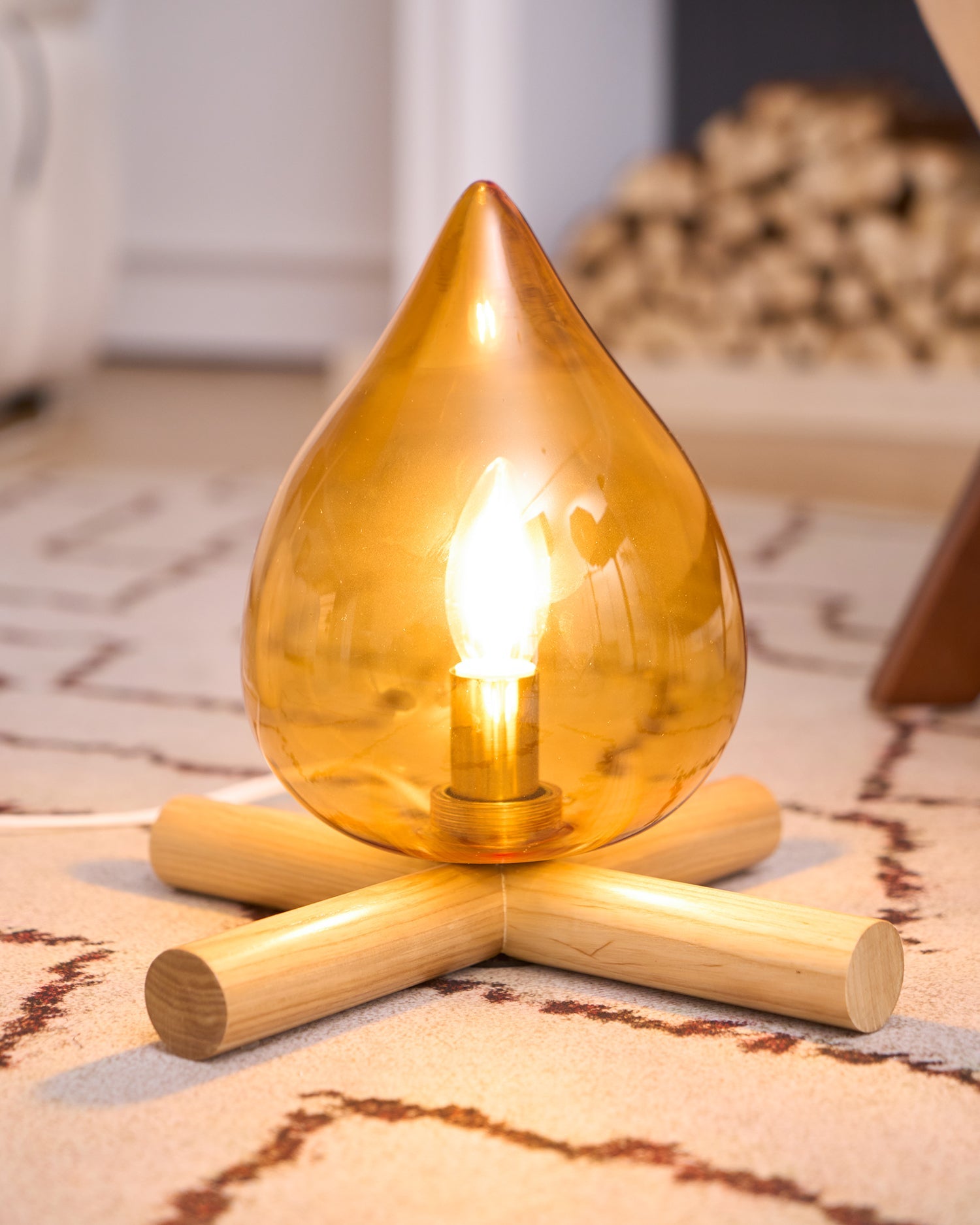 Bellin Wood Fire Table Lamp