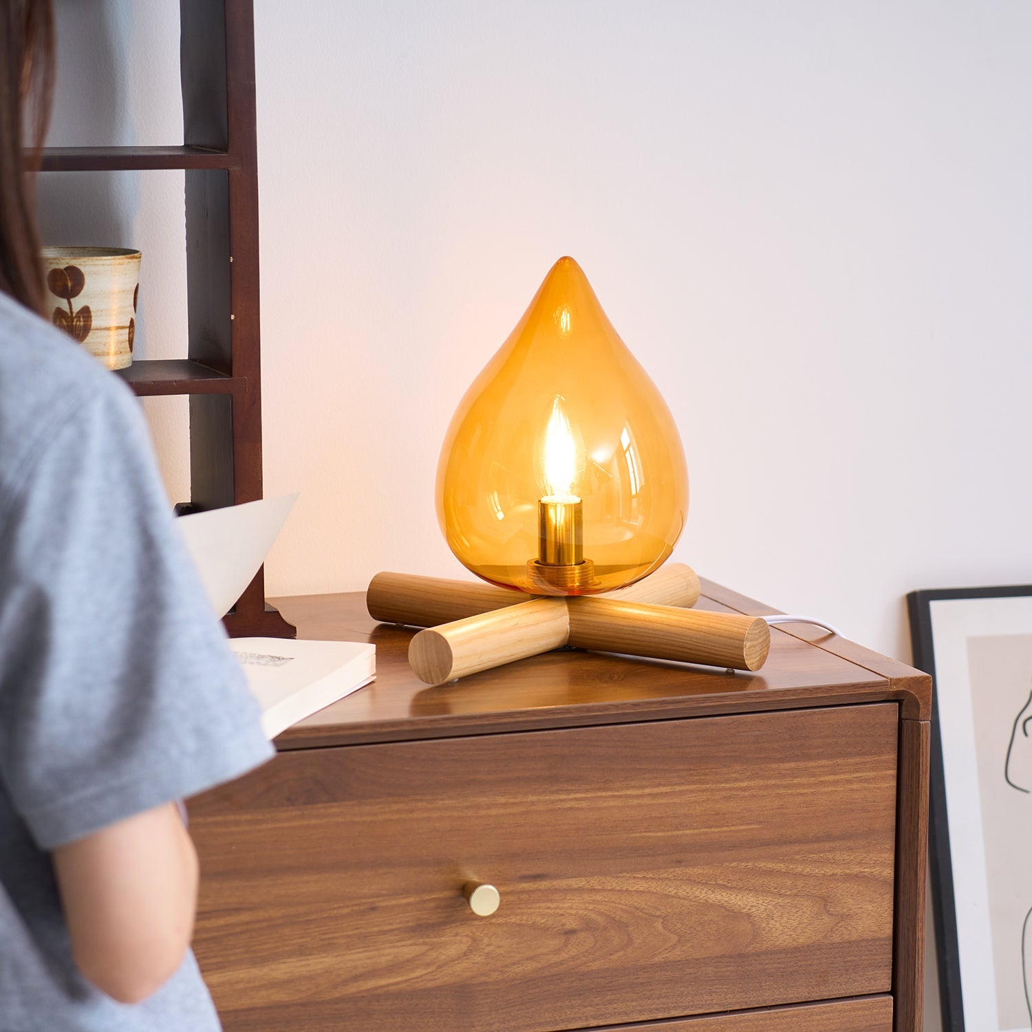 Bellin Wood Fire Table Lamp
