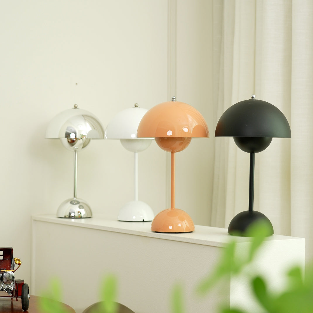 Elenva Outdoor Table Lamp