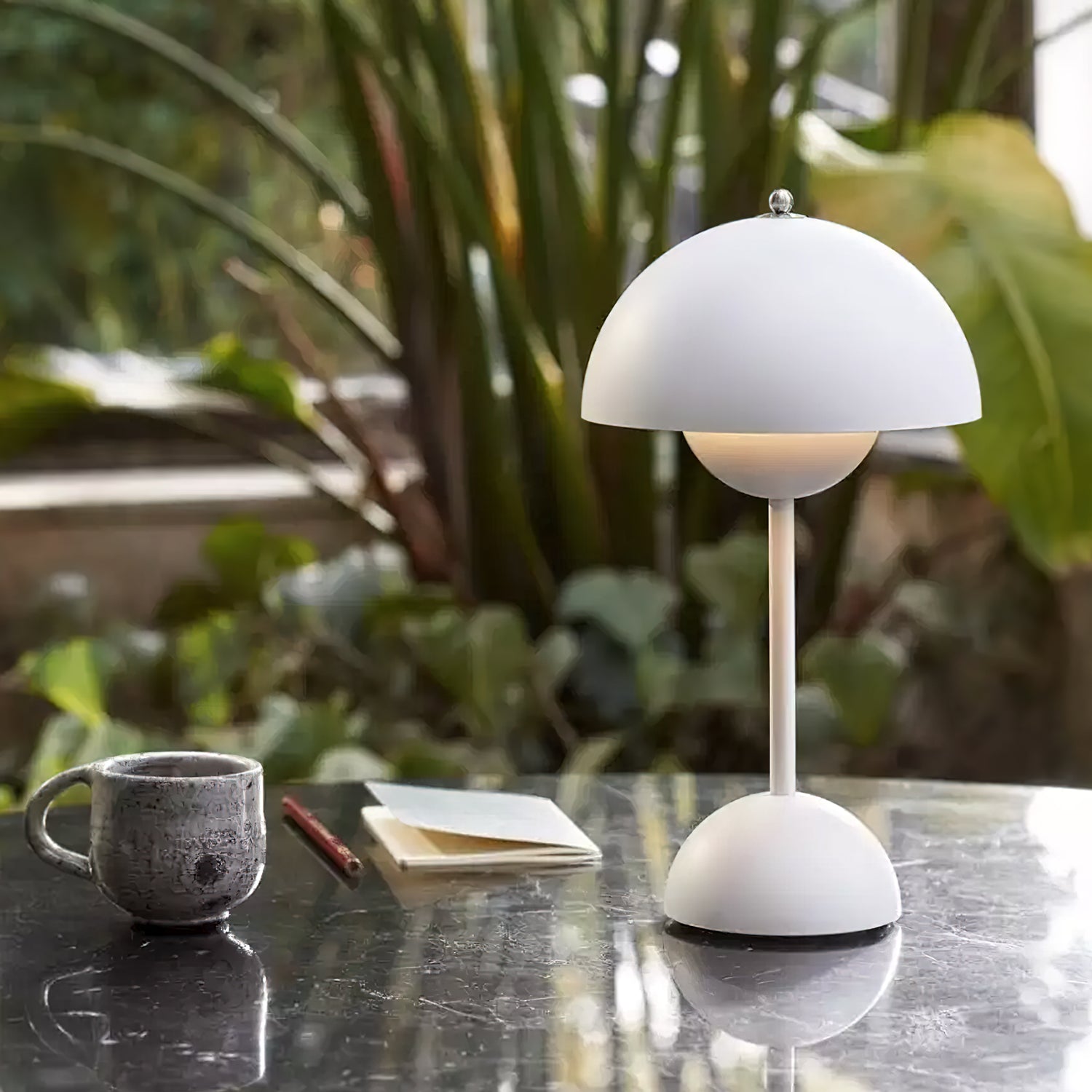 Elenva Outdoor Table Lamp