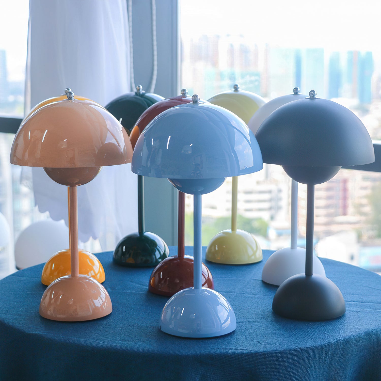 Elenva Outdoor Table Lamp