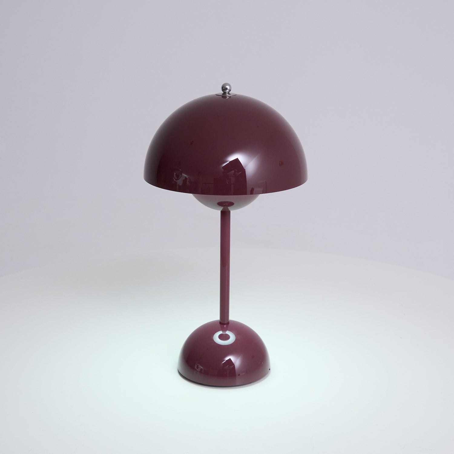Elenva Outdoor Table Lamp