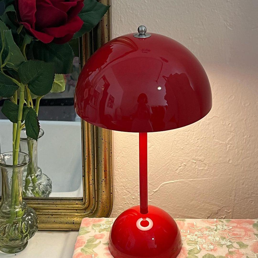 Elenva Outdoor Table Lamp