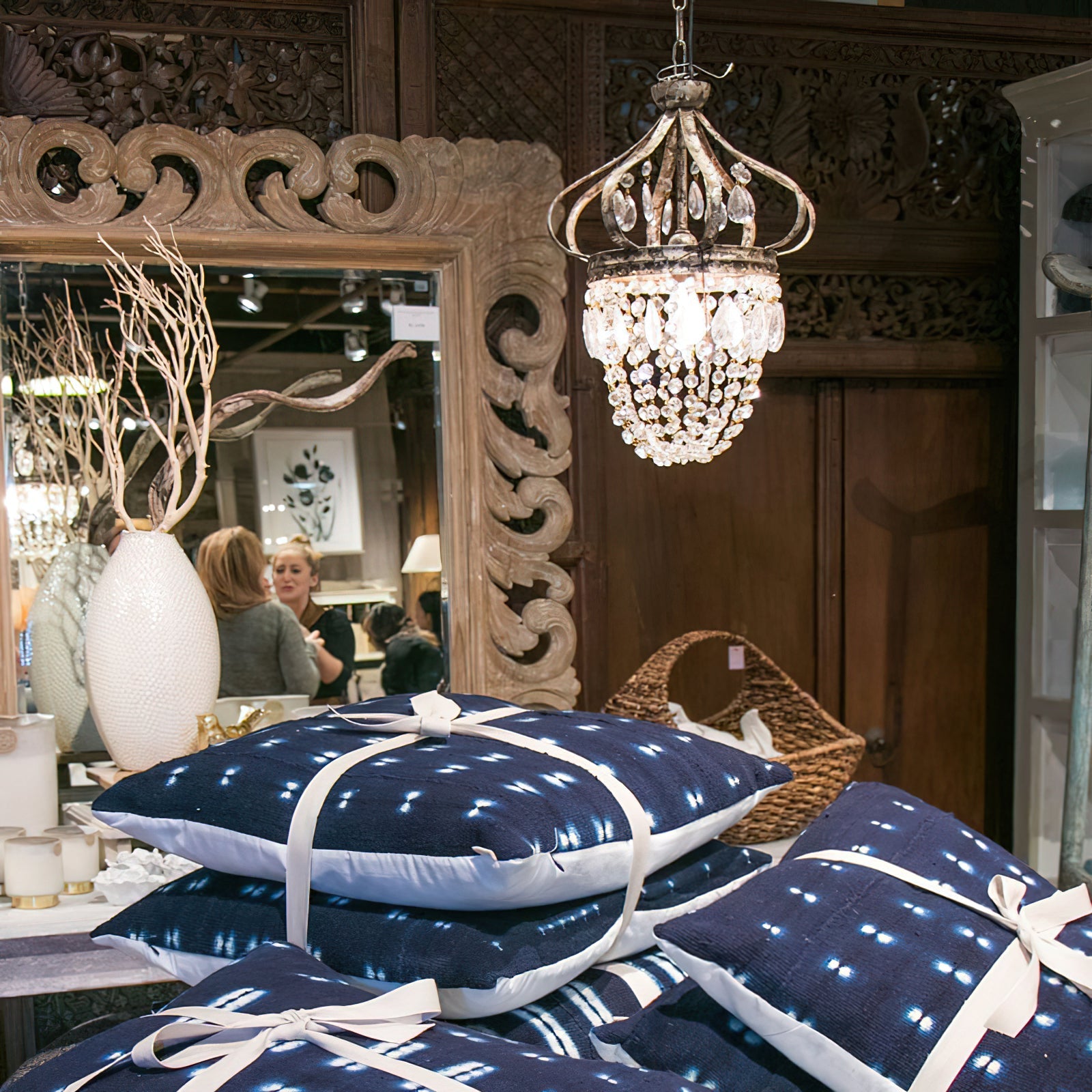 Emmo Tear Drop Chandelier