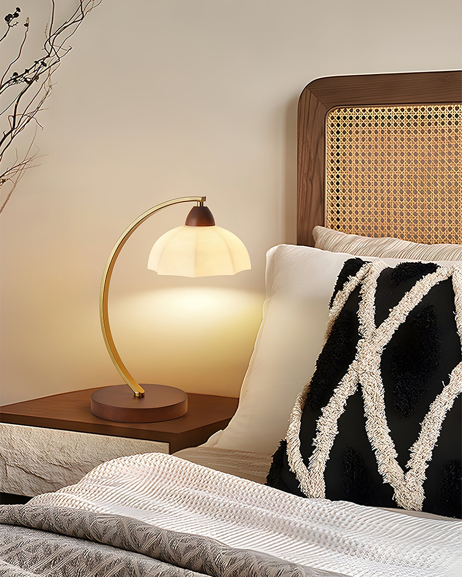 Finira Vintage Table Lamp