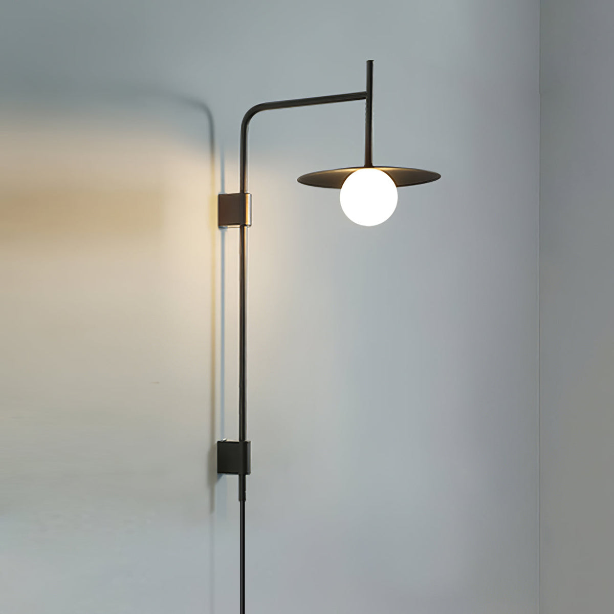 Reefliva Adjustable Wall Light