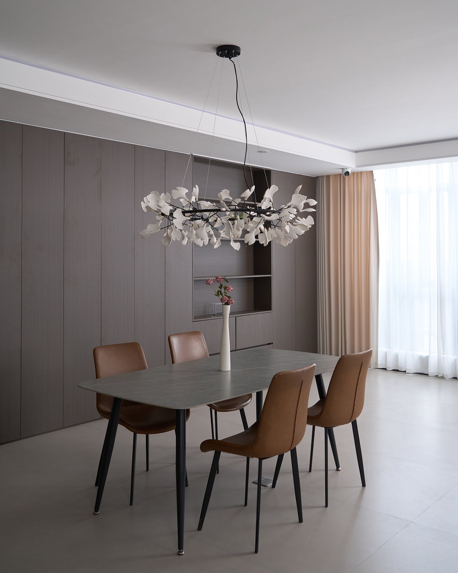 Emorcove Round Chandelier