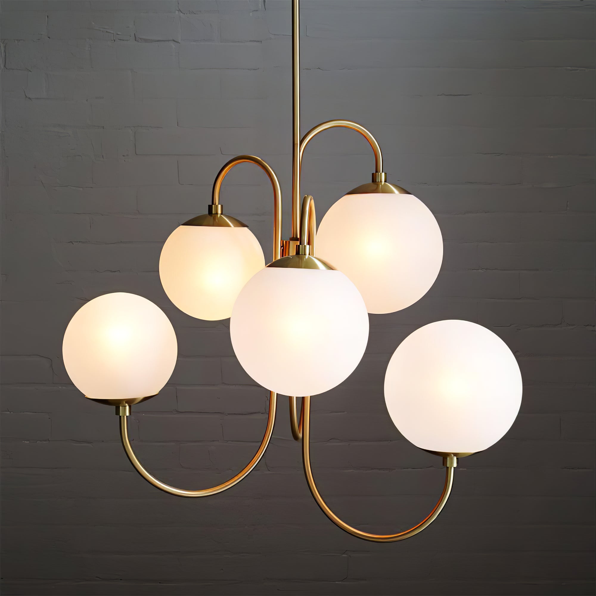Jornoen Globe Chandelier