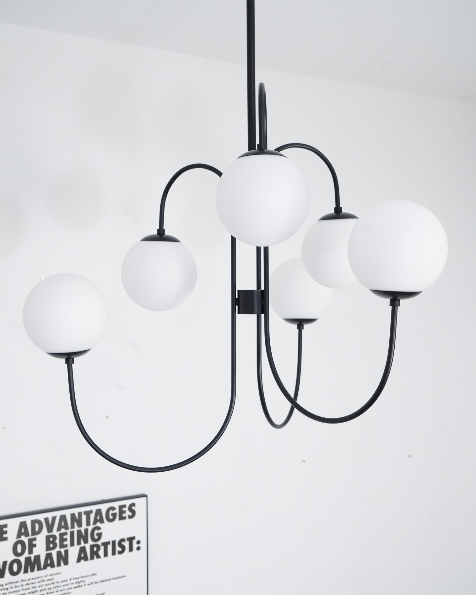 Jornoen Globe Chandelier