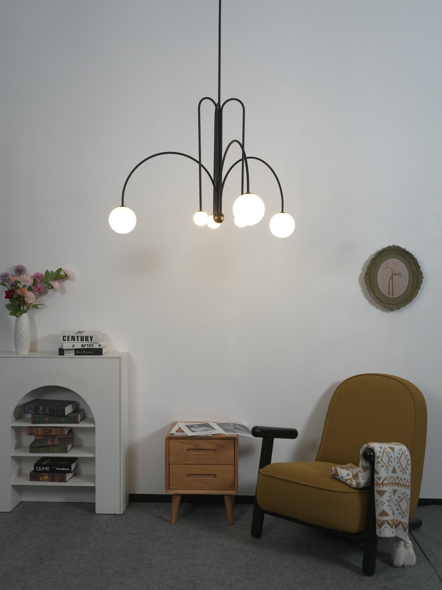 Evton Chandelier