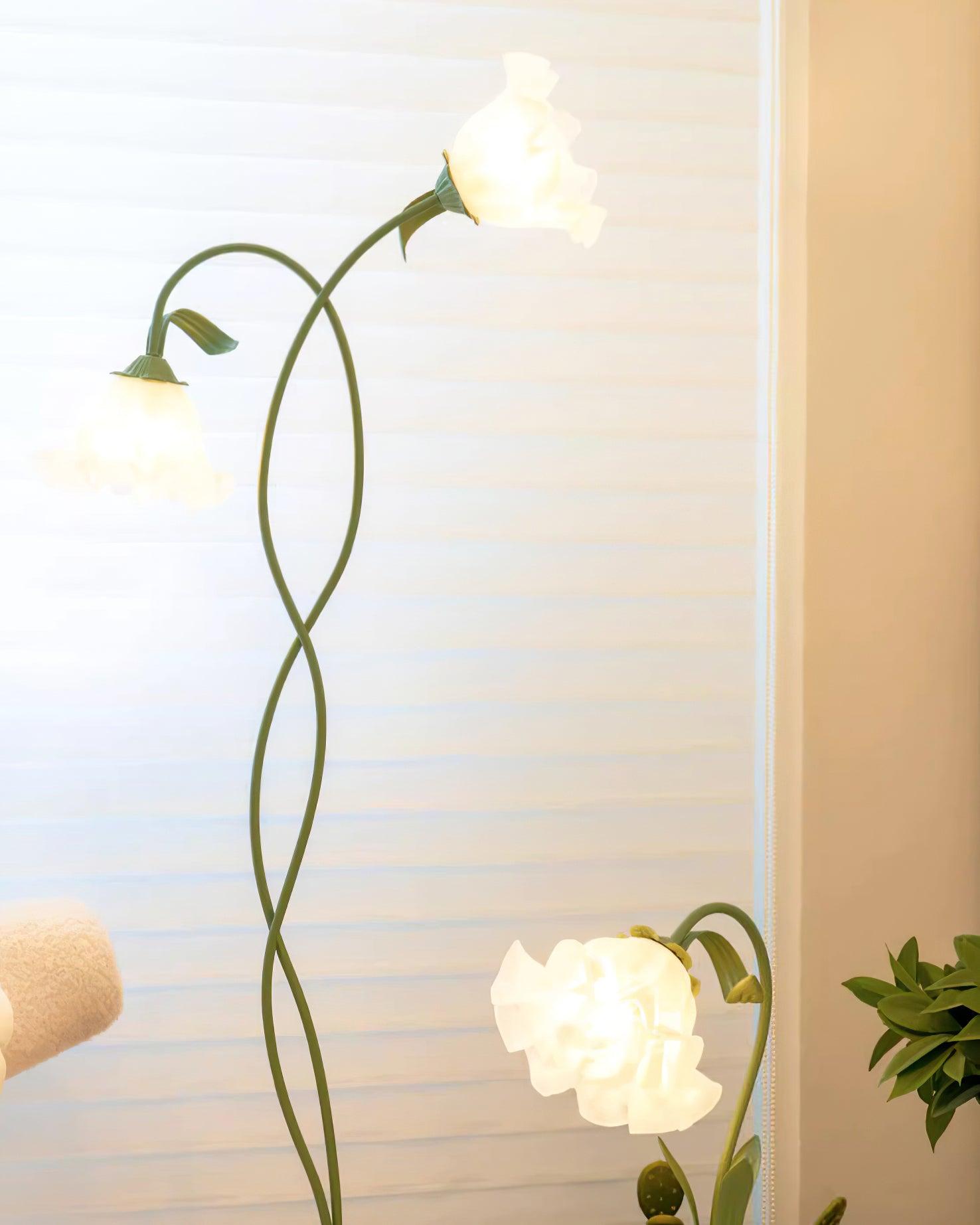 Talivay Floral Floor Lamp