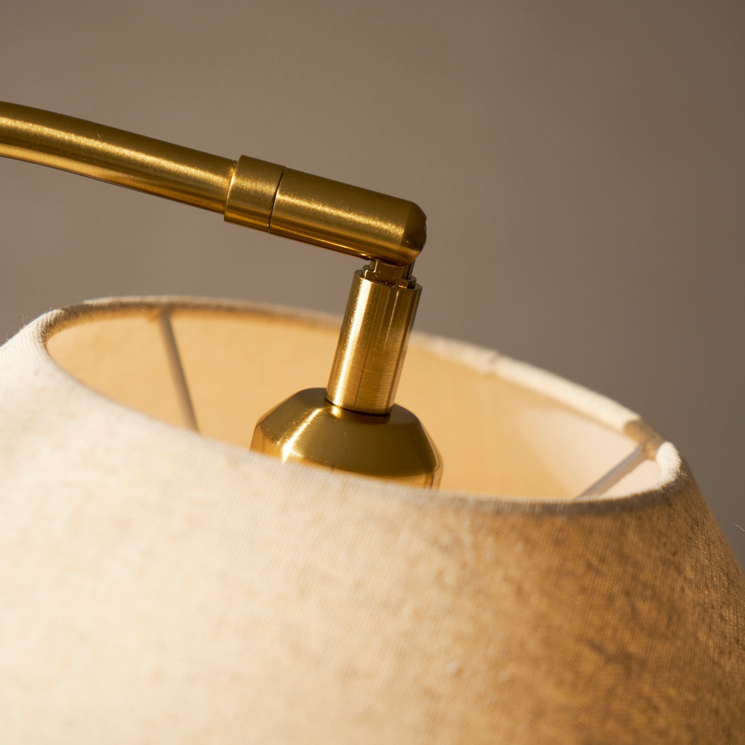 Okave Floor Lamp