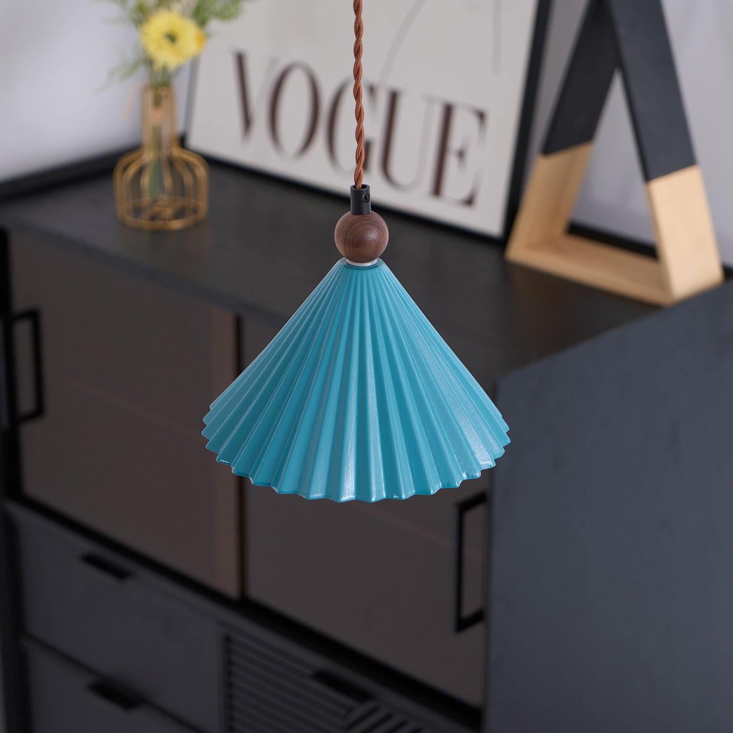 Solka Pendant Light