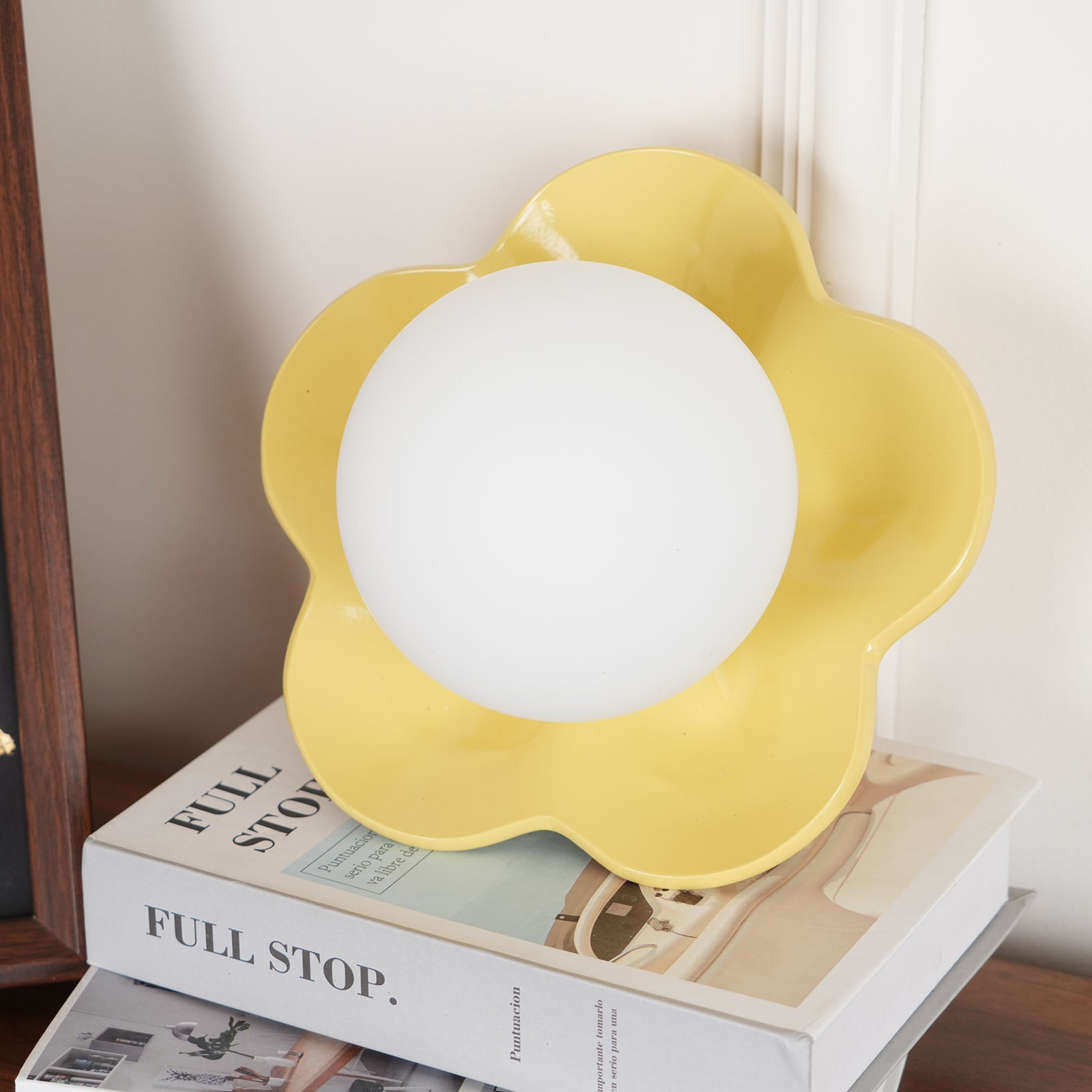 Marmar Flower Wall Light