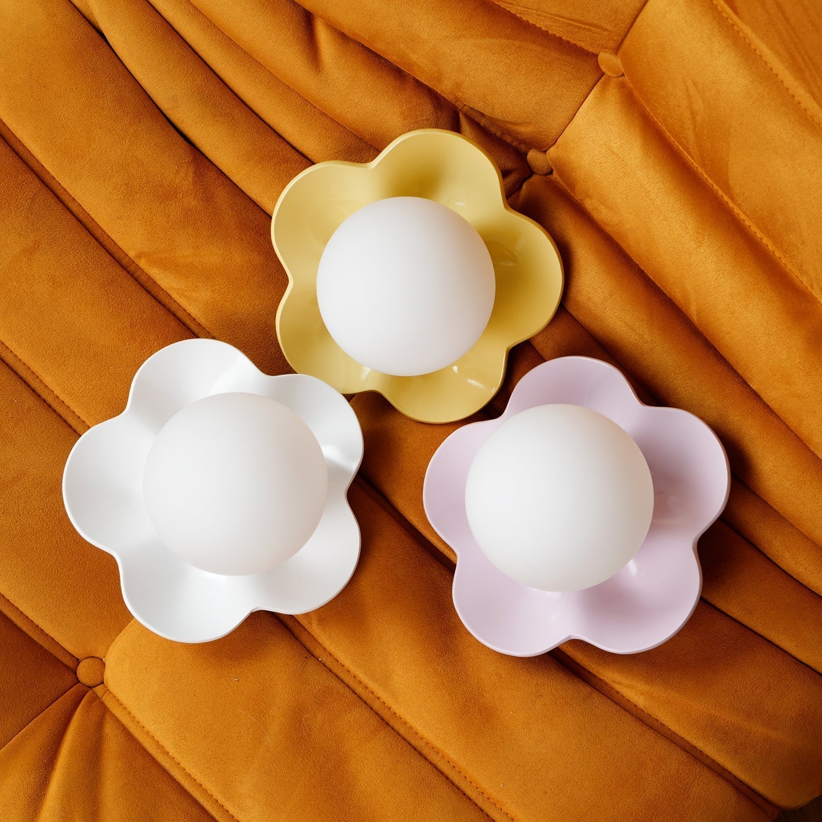 Marmar Flower Wall Light