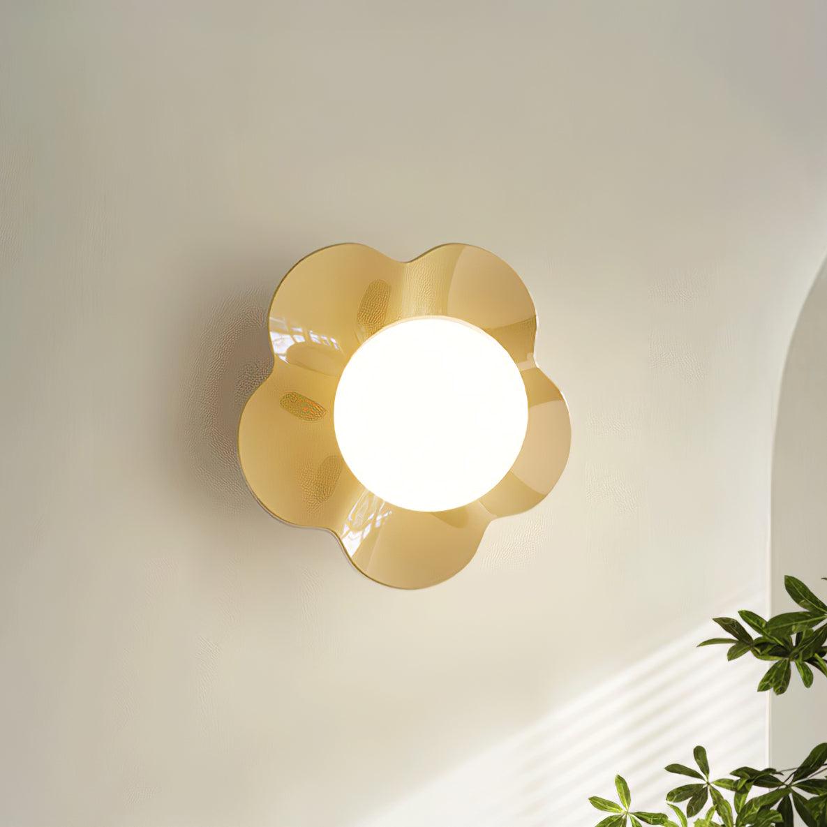 Marmar Flower Wall Light