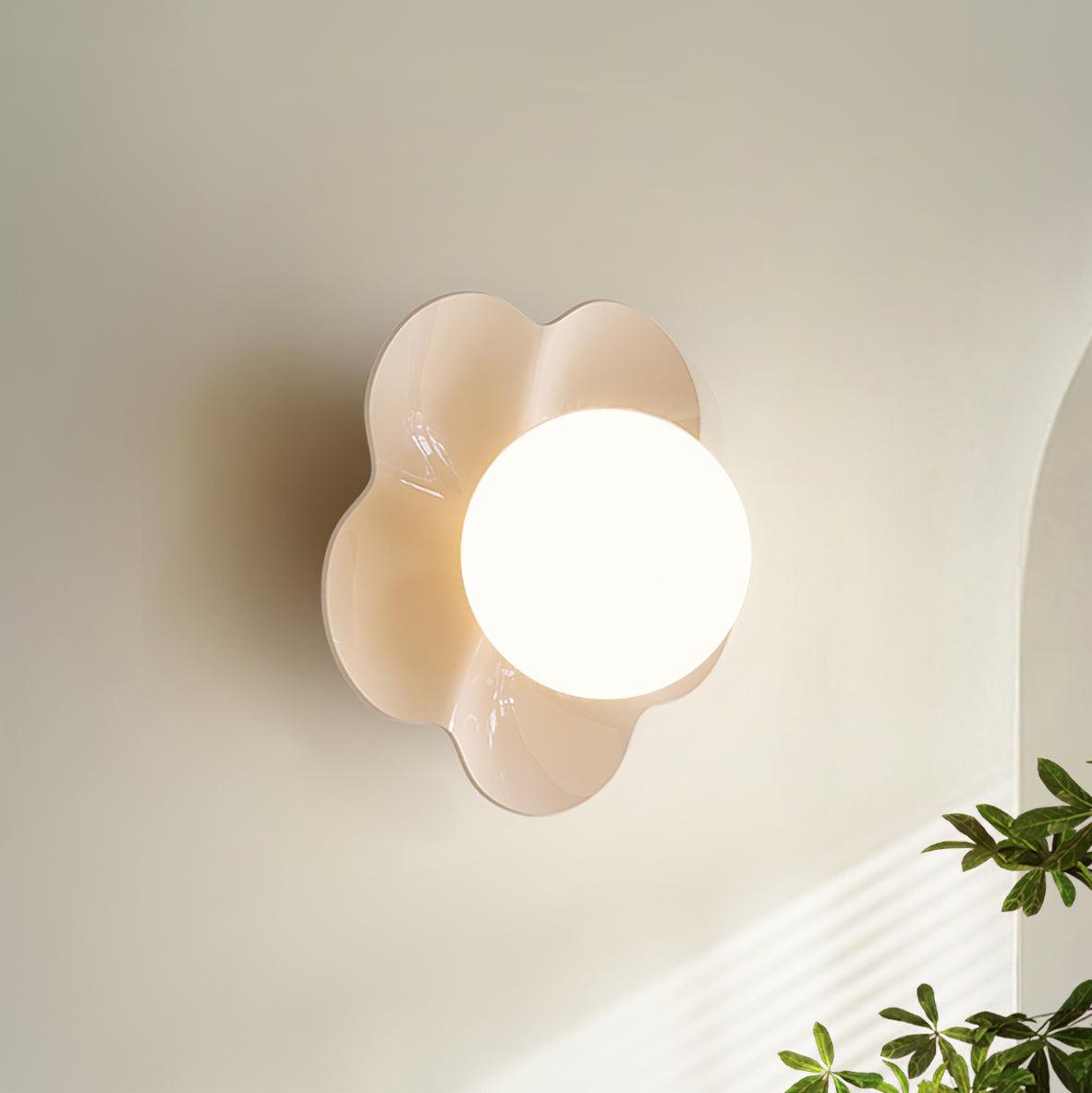 Marmar Flower Wall Light