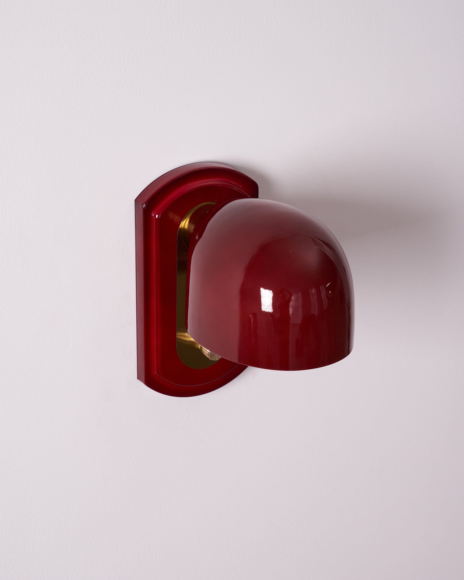 Calaro Wall Light