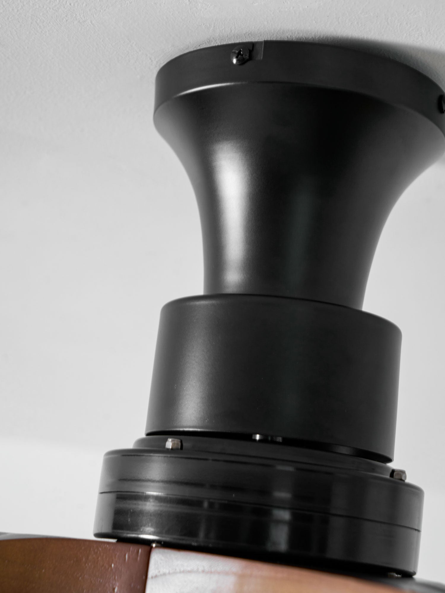 Leero Ceiling Fan Light