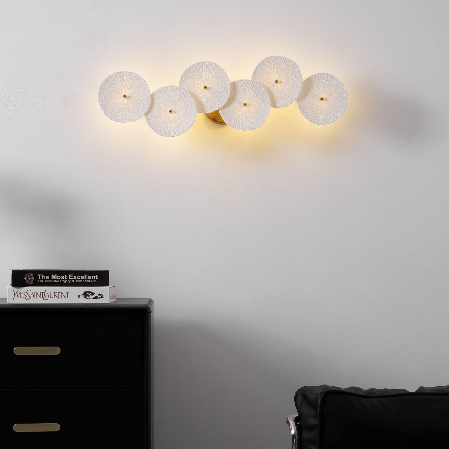 Joray Lotus Wall Light