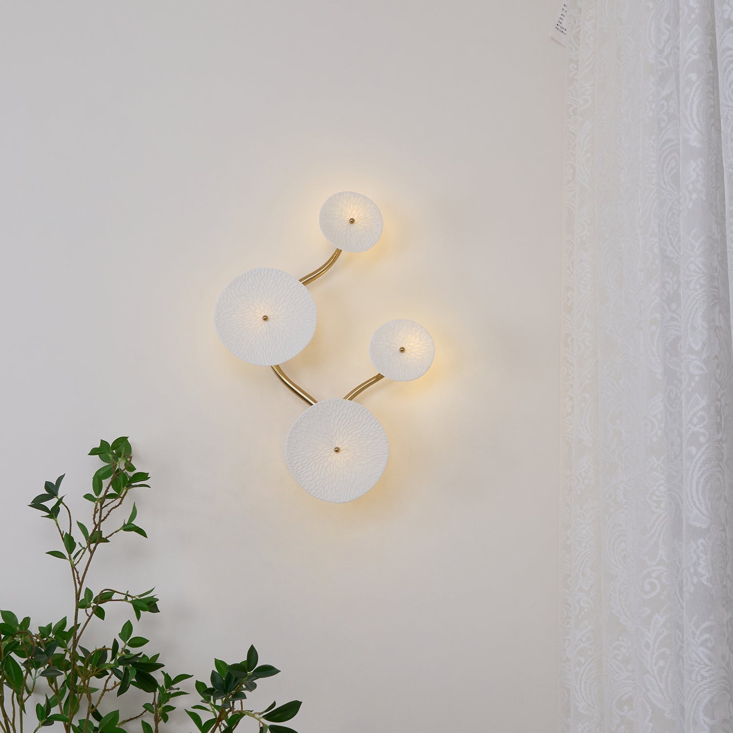 Joray Lotus Wall Light