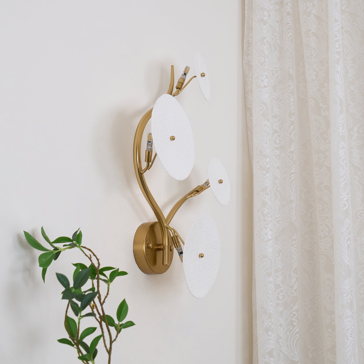 Joray Lotus Wall Light