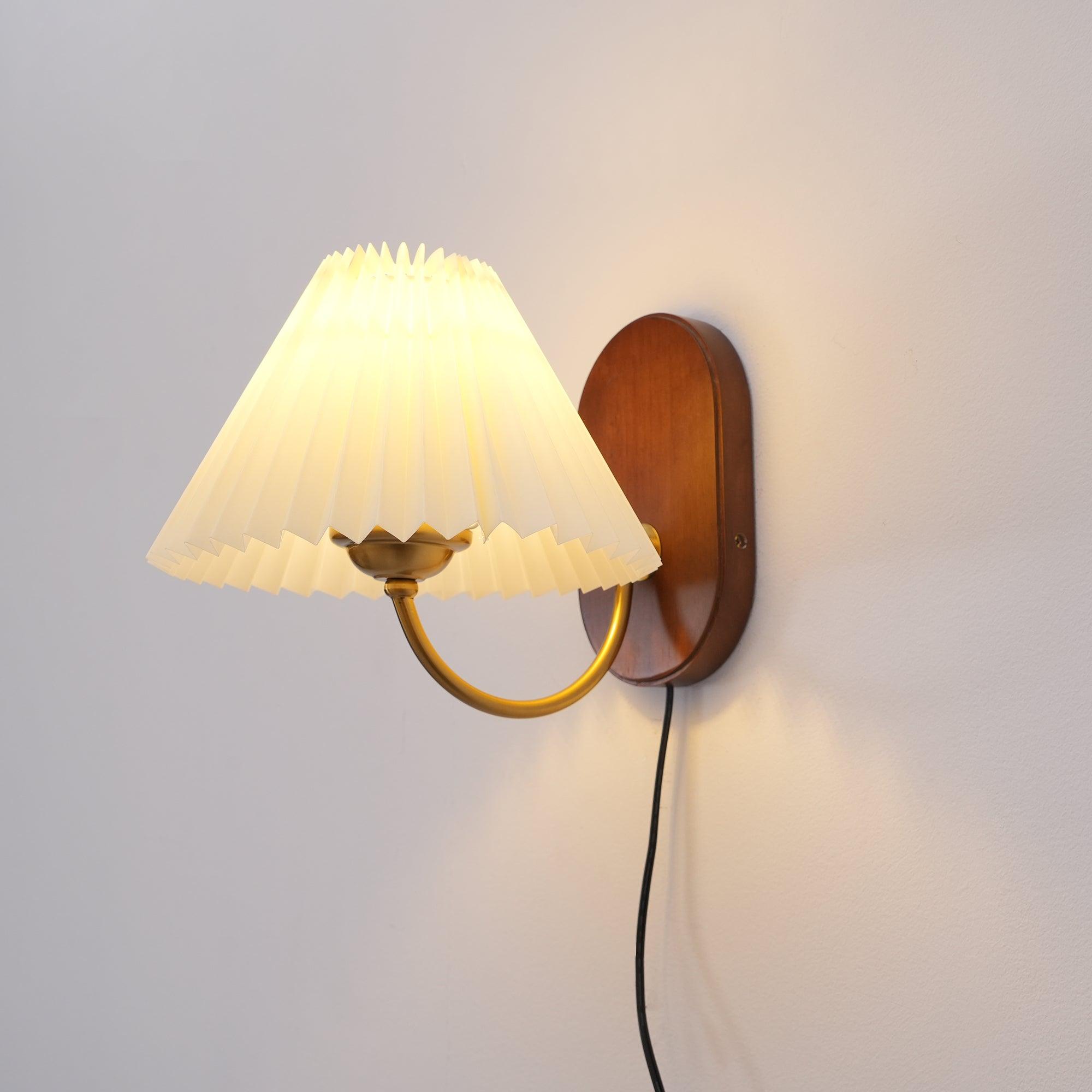 Quinialin Wall Light