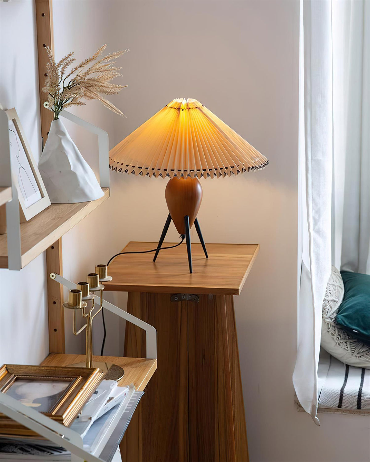 Makie Table Lamp – detail 39