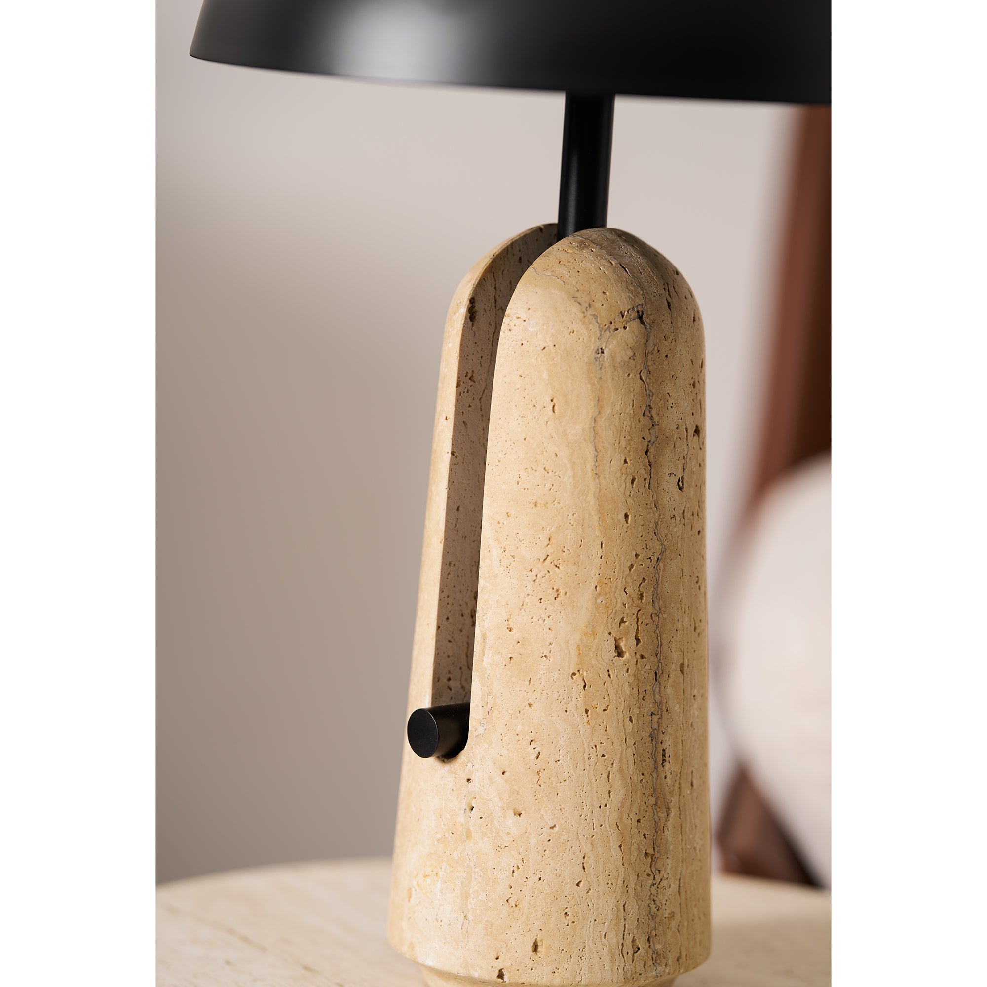 Coveliyn Table Lamp