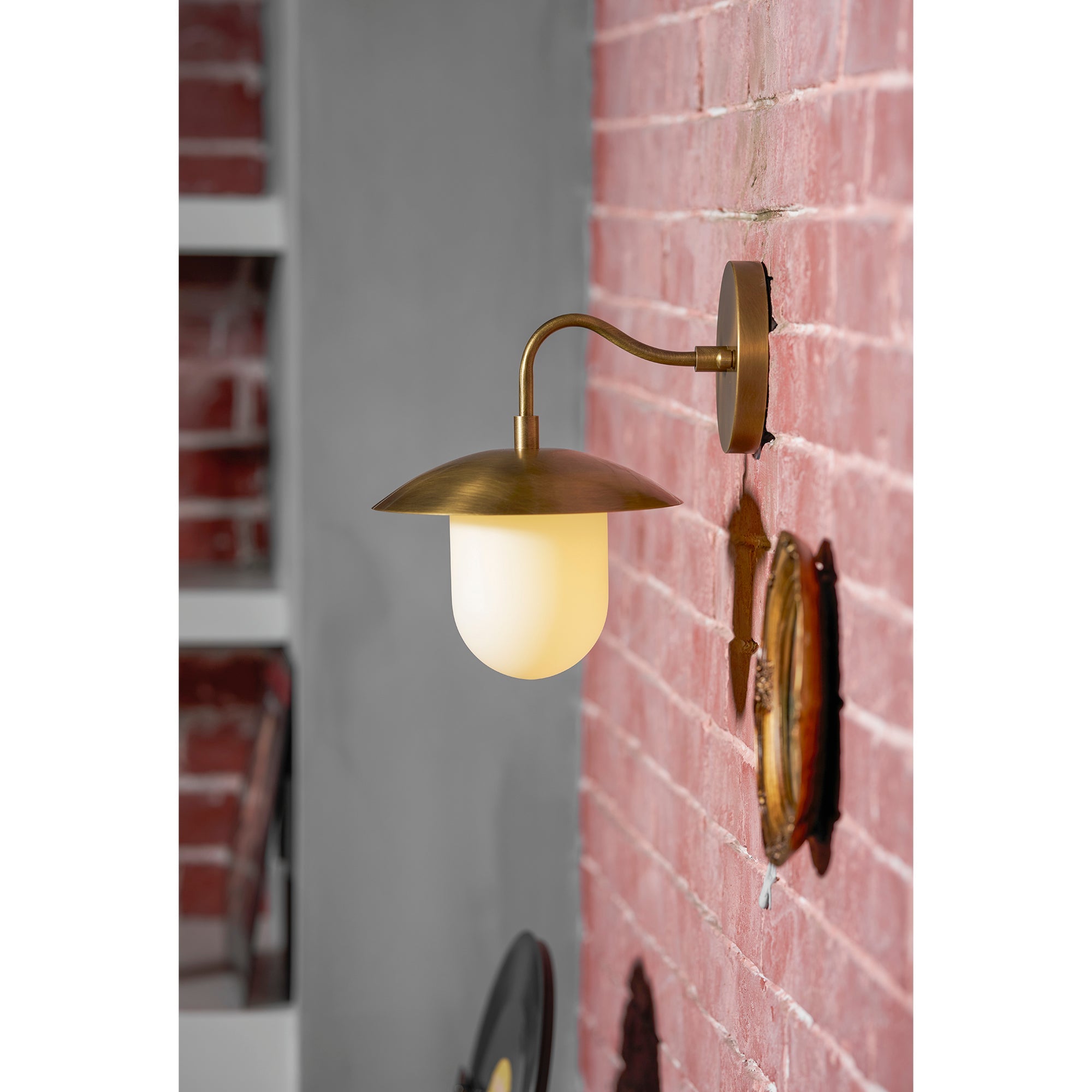 Roley Wall Light