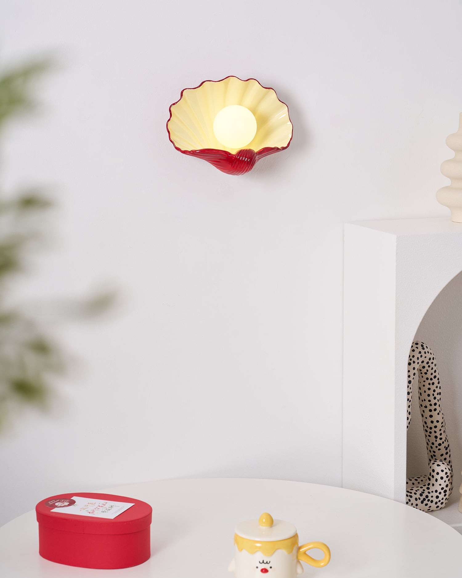 Haleen Wall Light