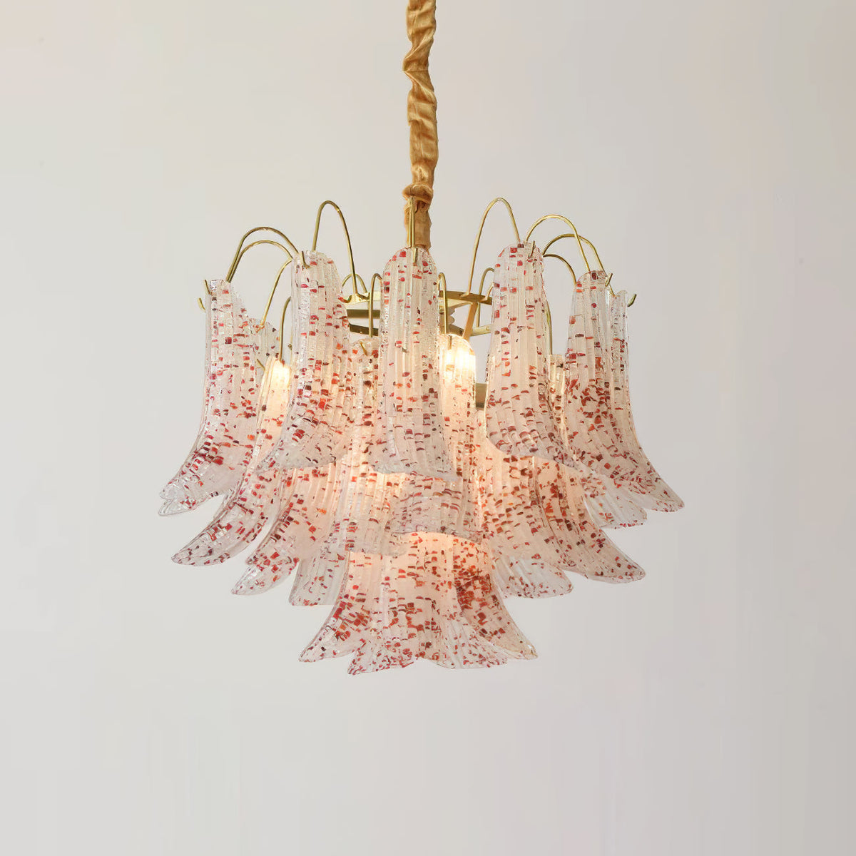Wynenro Chandelier