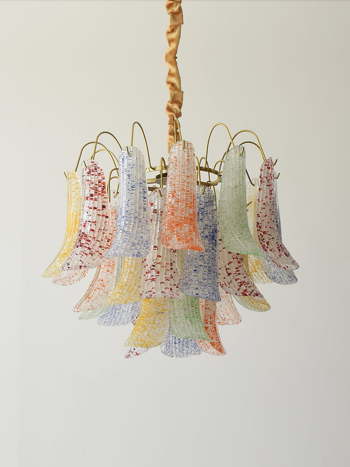 Wynenro Chandelier