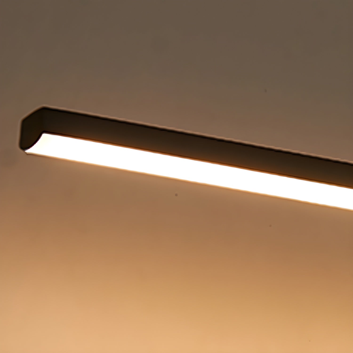 Ivymarro Linear Wall Light