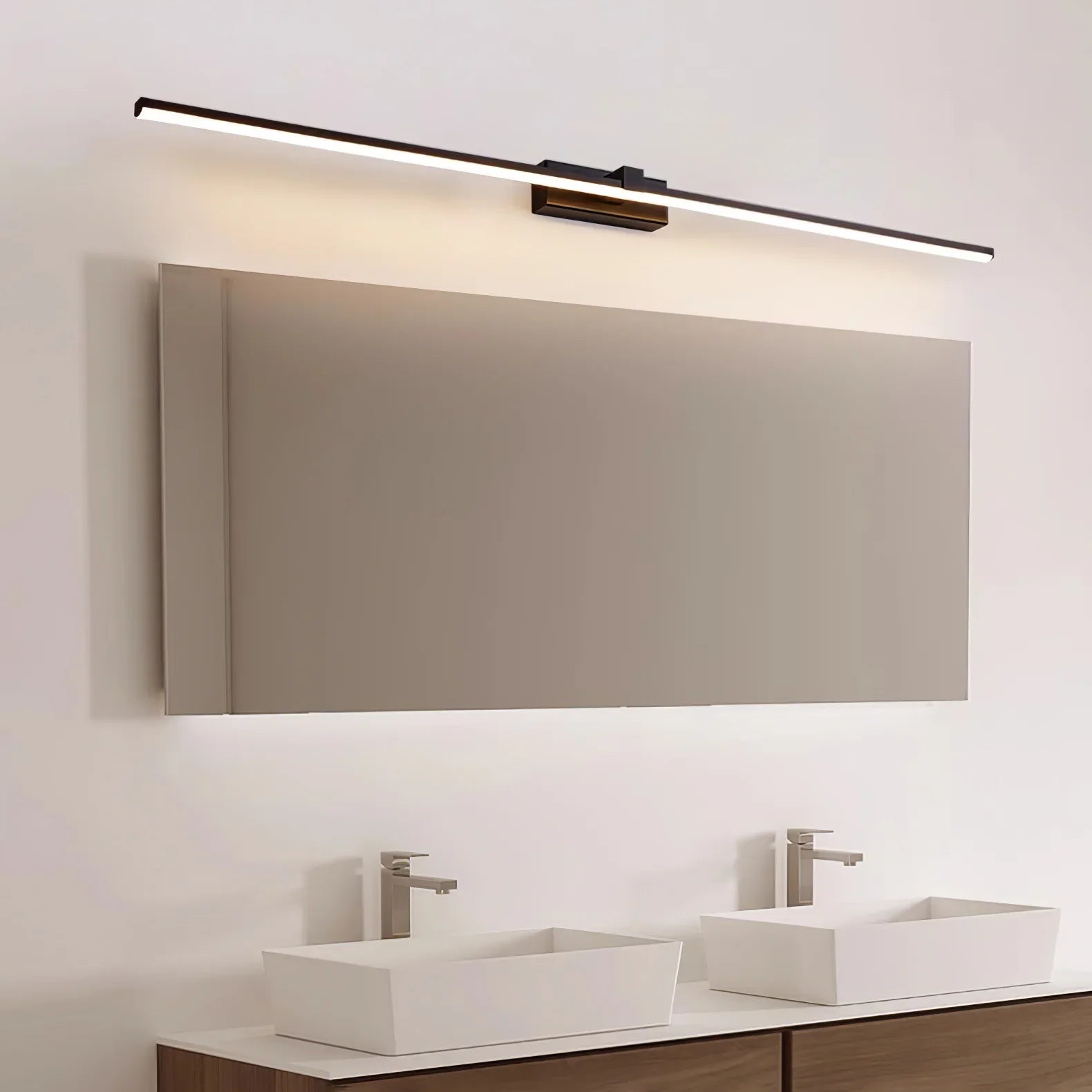Loyeko Linear Wall Light
