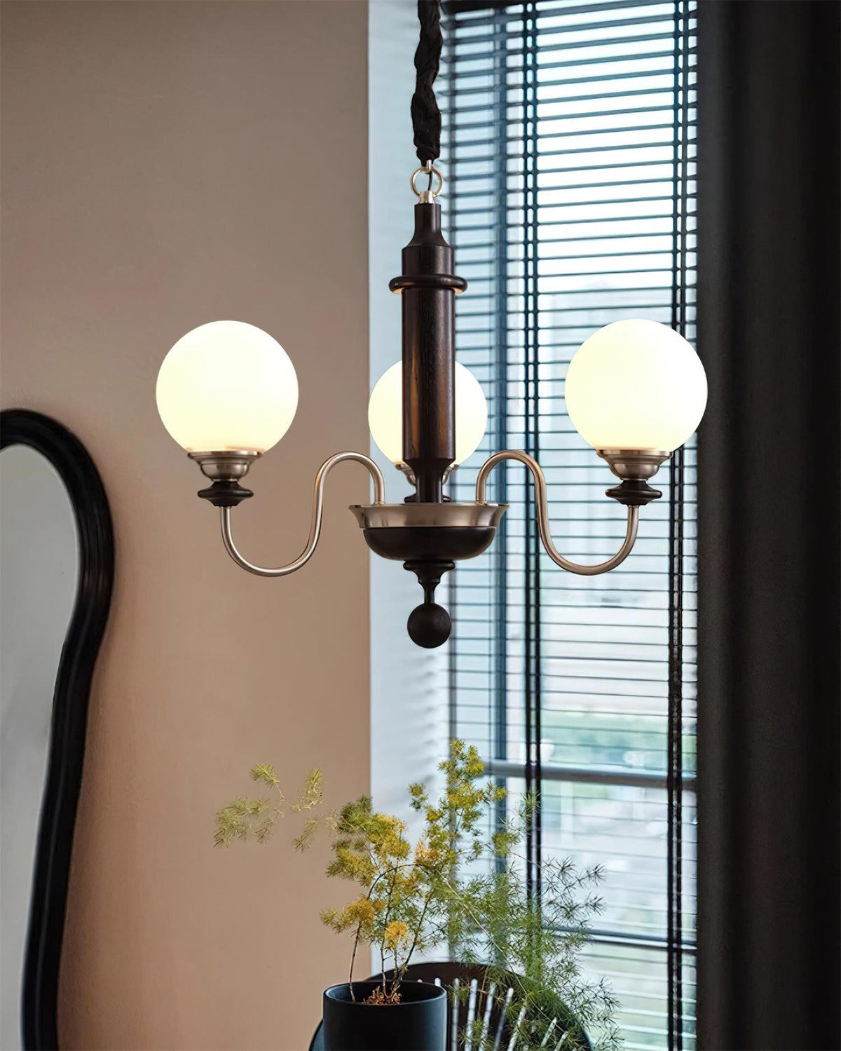 Midas Chandelier – detail 15