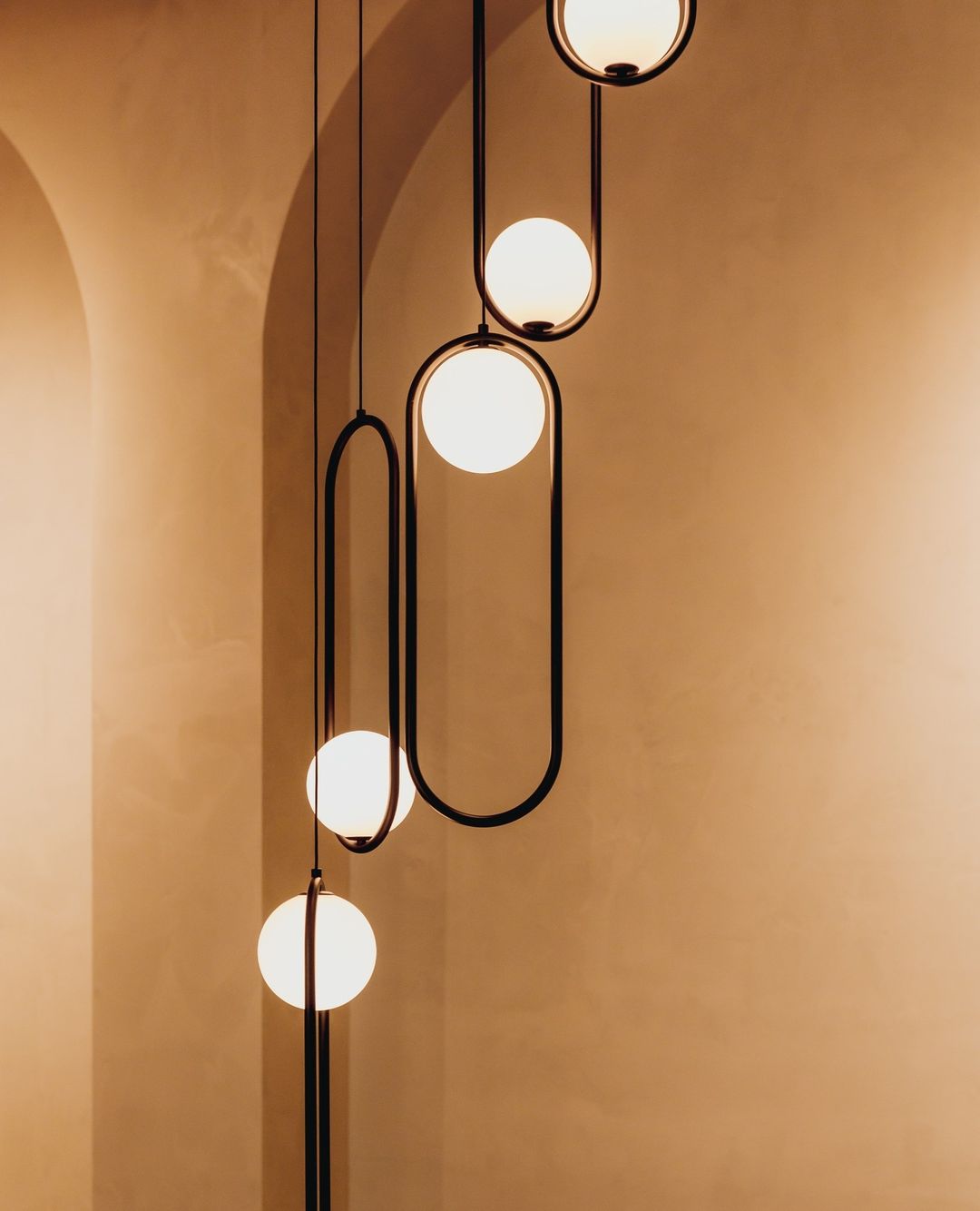 Zanarus Rings Pendant Light