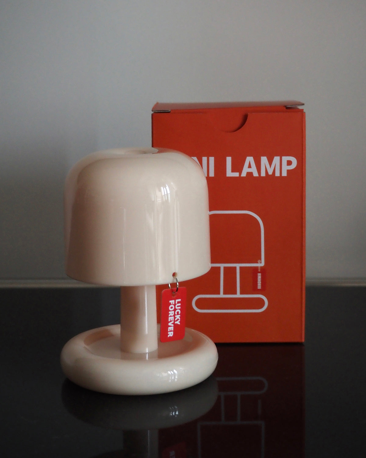 Avia Mushroom Table Lamp