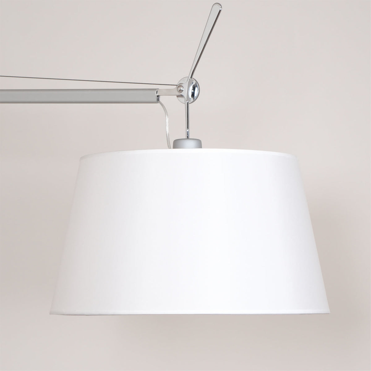 Modern Classic Floor Lamp – detail 18