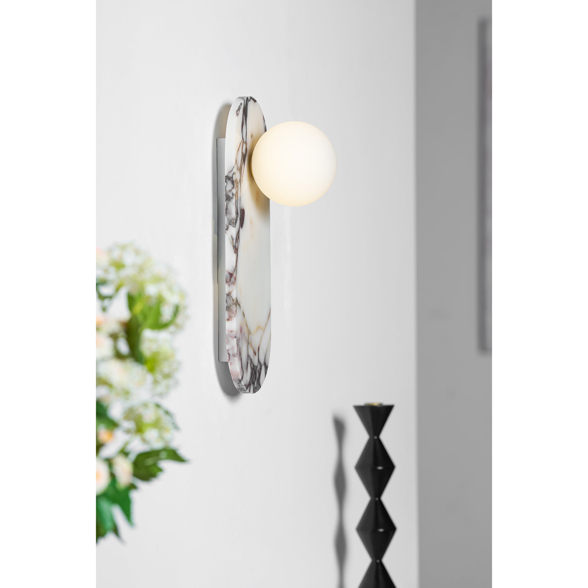 Lioalen Globe Wall Light