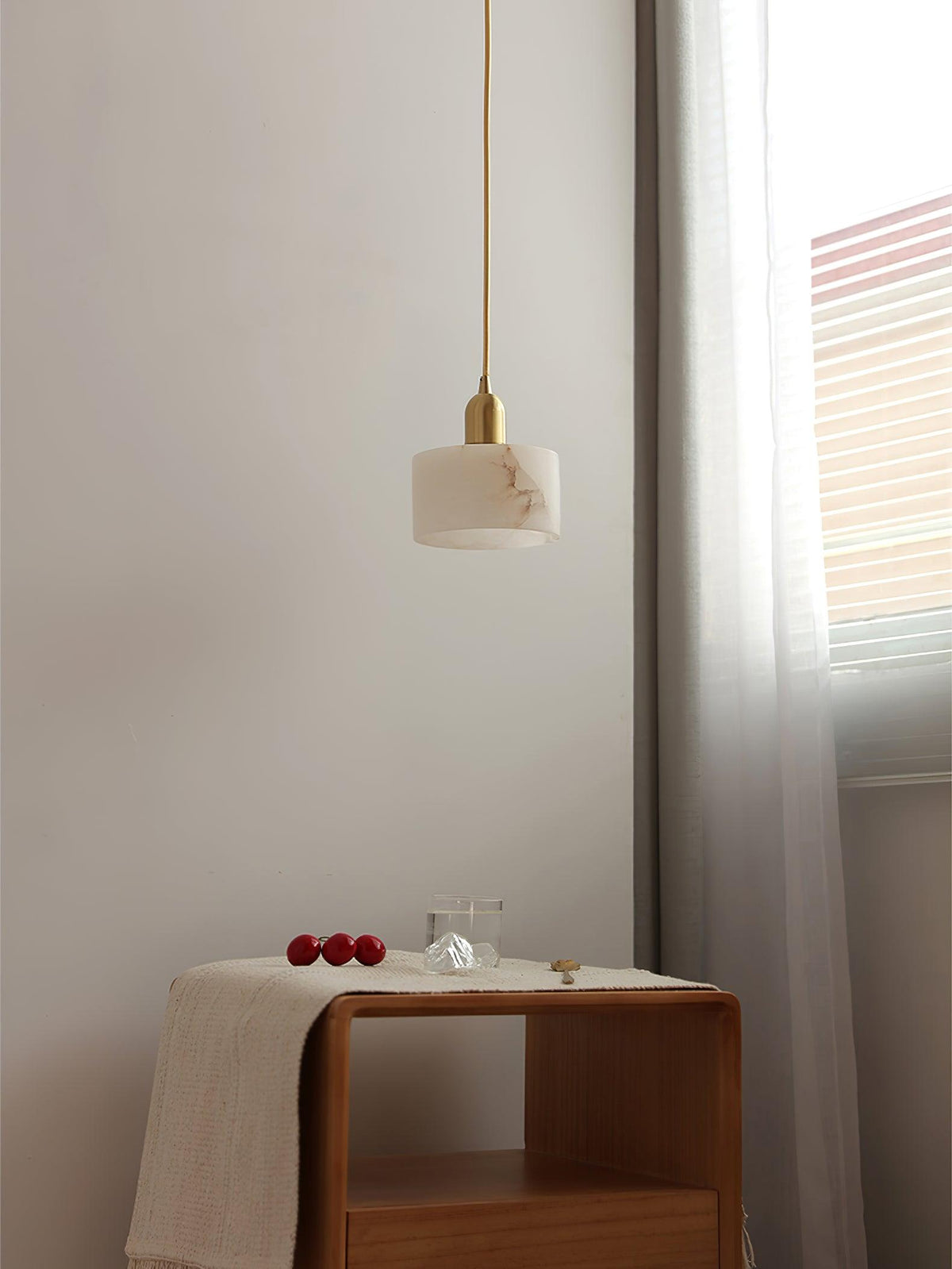 Odyssey Alabaster Pendant Light – detail 12
