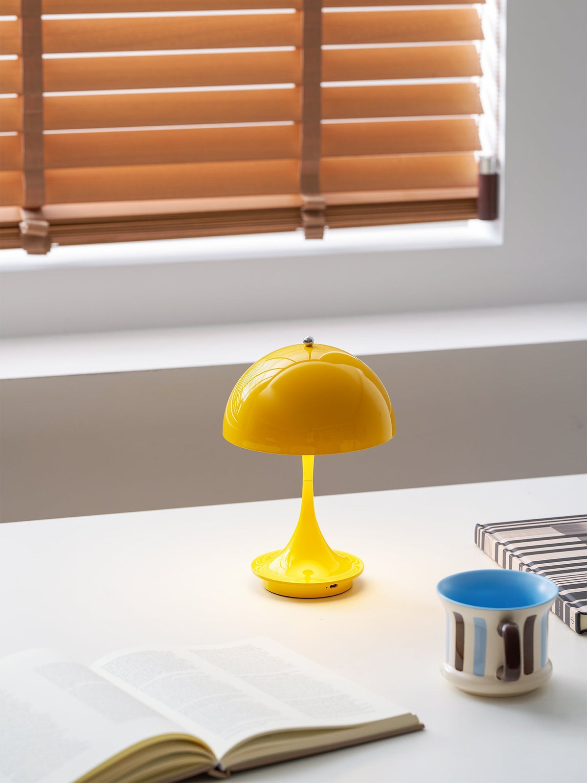 Rivum Outdoor Table Lamp