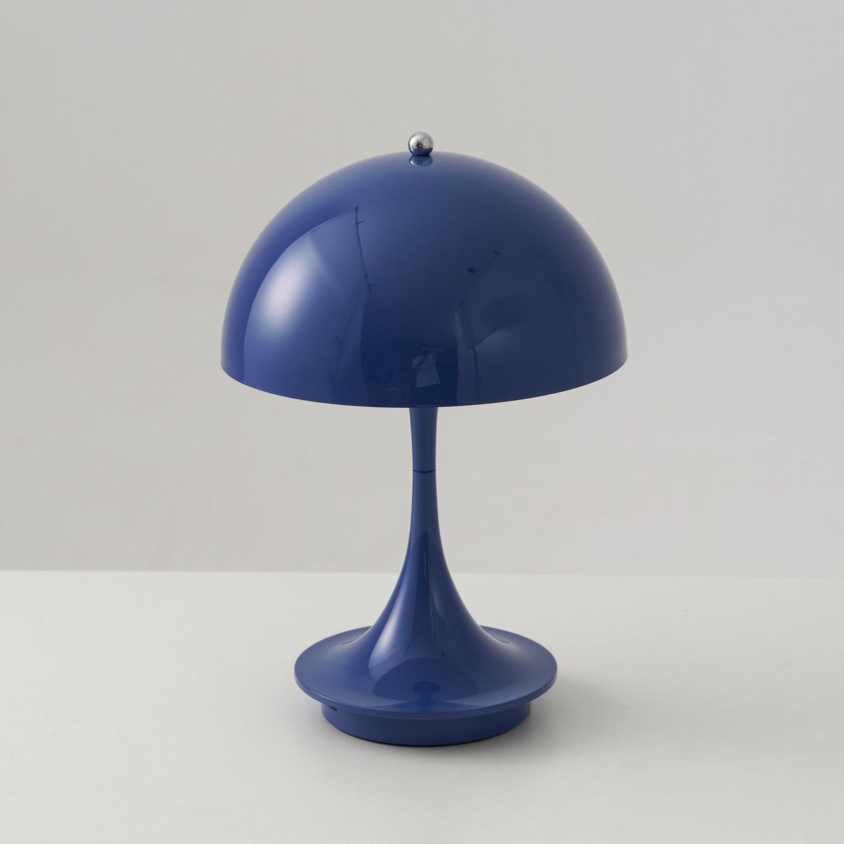 Rivum Outdoor Table Lamp